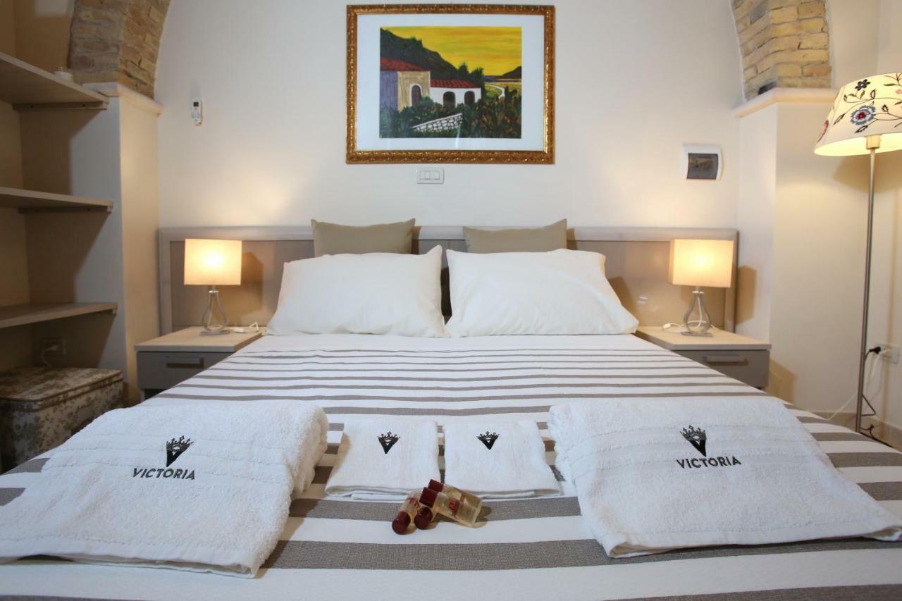 Victoria Royal Apartments & Rooms Termoli Buitenkant foto