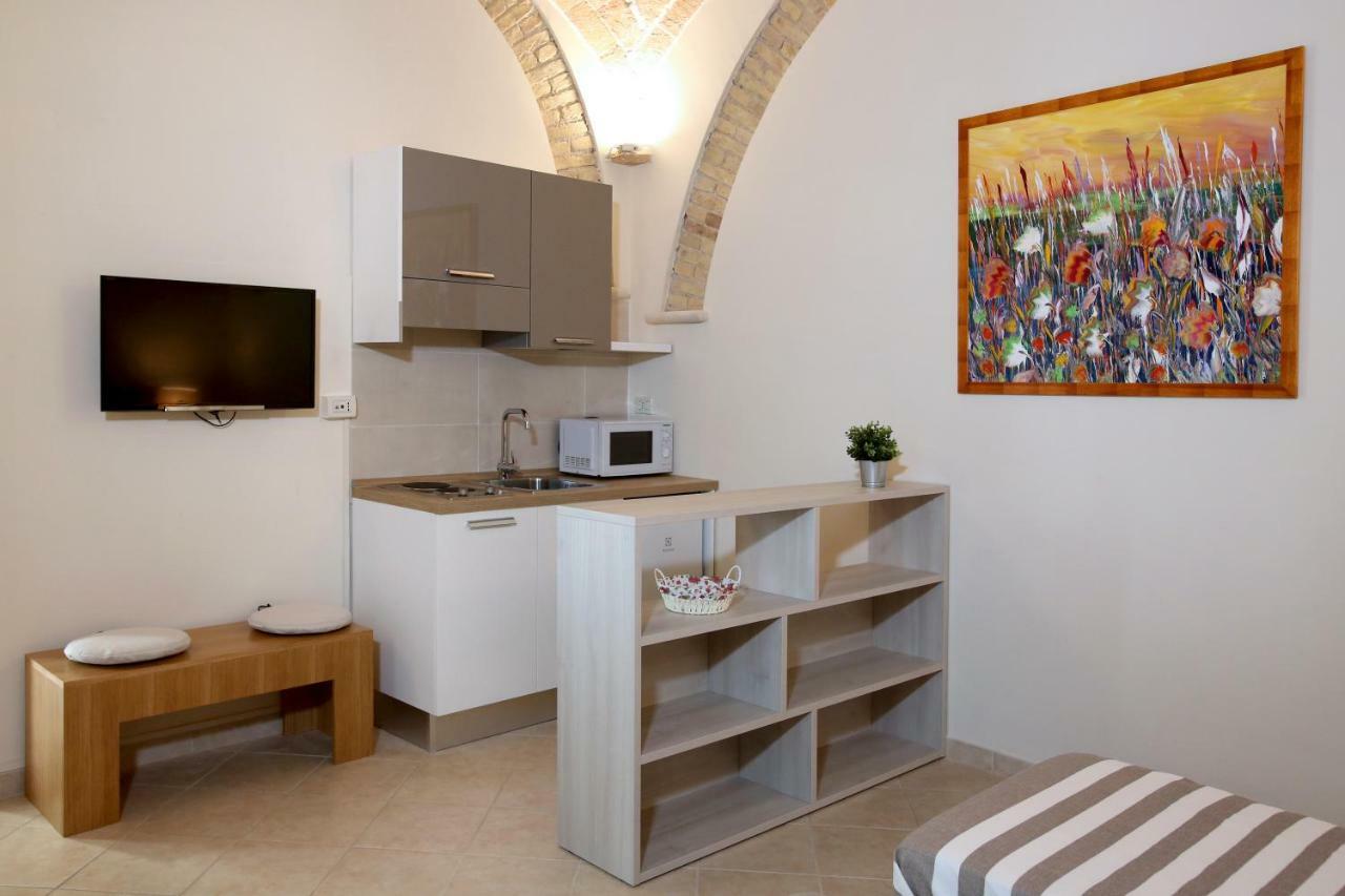 Victoria Royal Apartments & Rooms Termoli Buitenkant foto