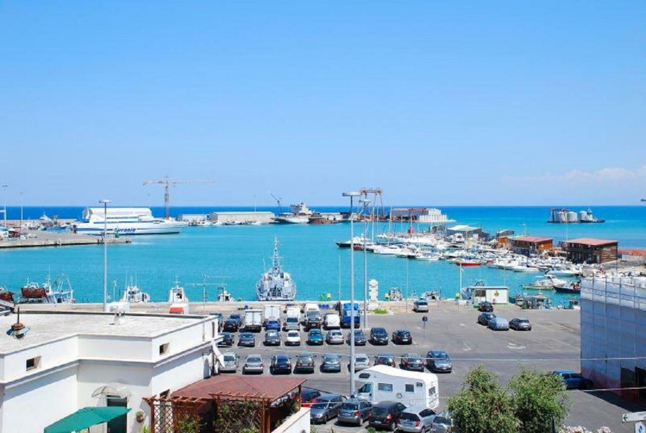 Victoria Royal Apartments & Rooms Termoli Buitenkant foto