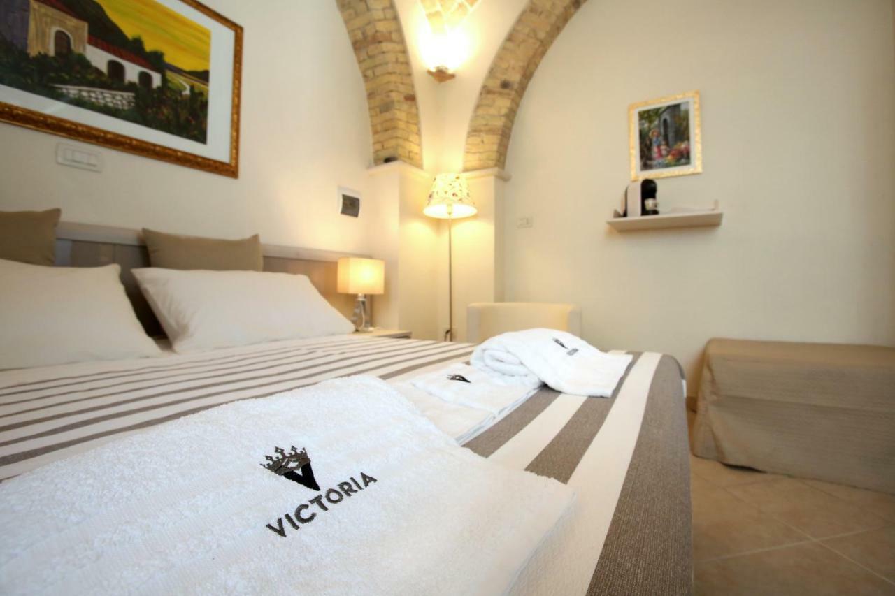 Victoria Royal Apartments & Rooms Termoli Buitenkant foto